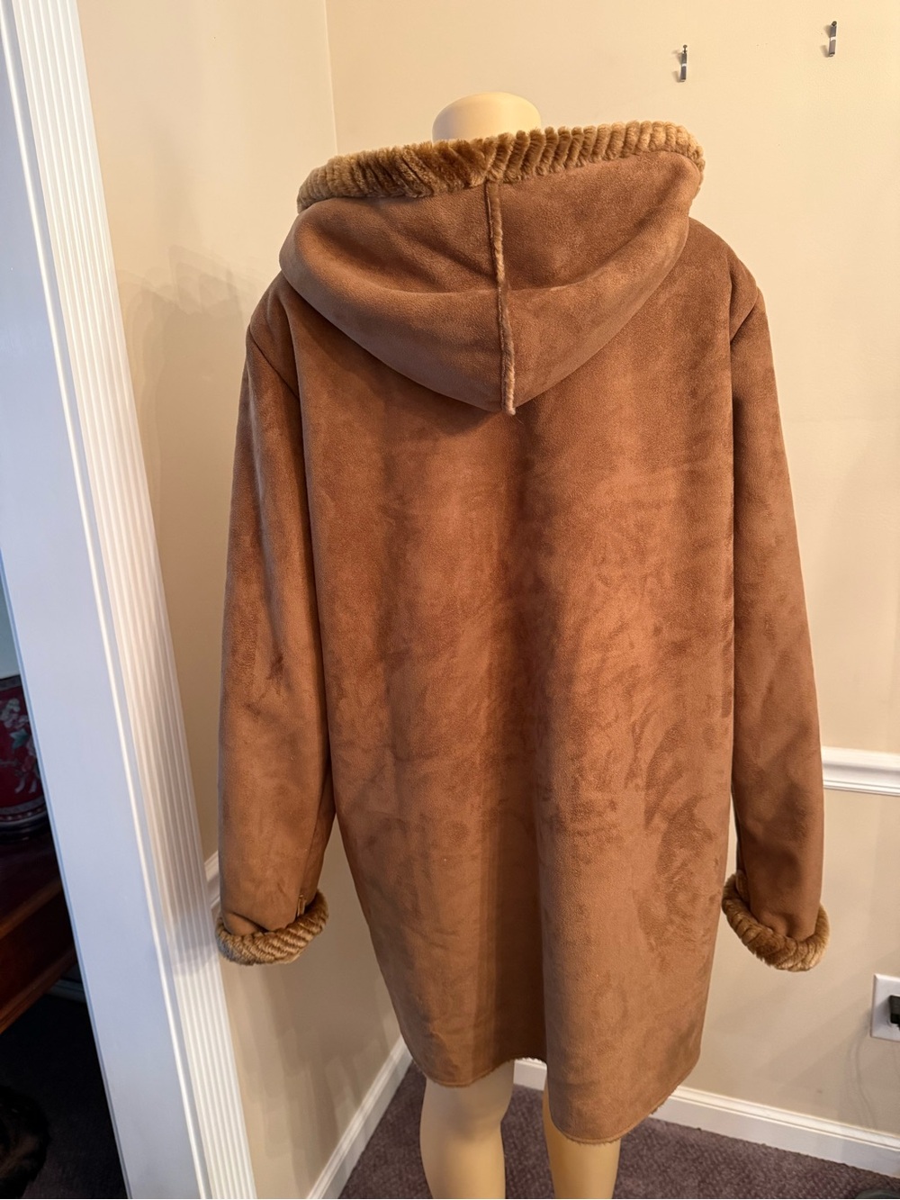 St. John's Bay Chestnut Brown Faux Shearling Jacket - Picture 3 of 4